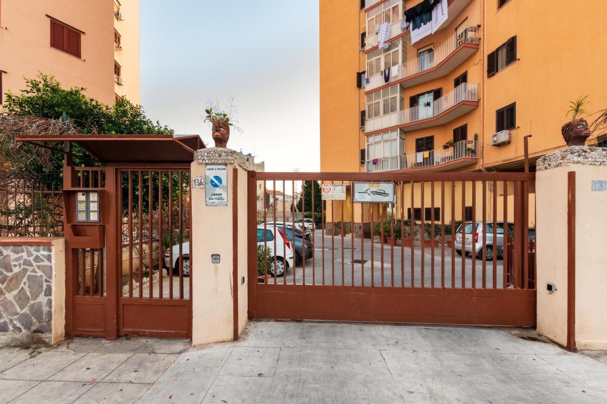 Casa De Paoli - Vista Mare Arenella, Palermo Con Parcheggio Privato Leilighet Eksteriør bilde
